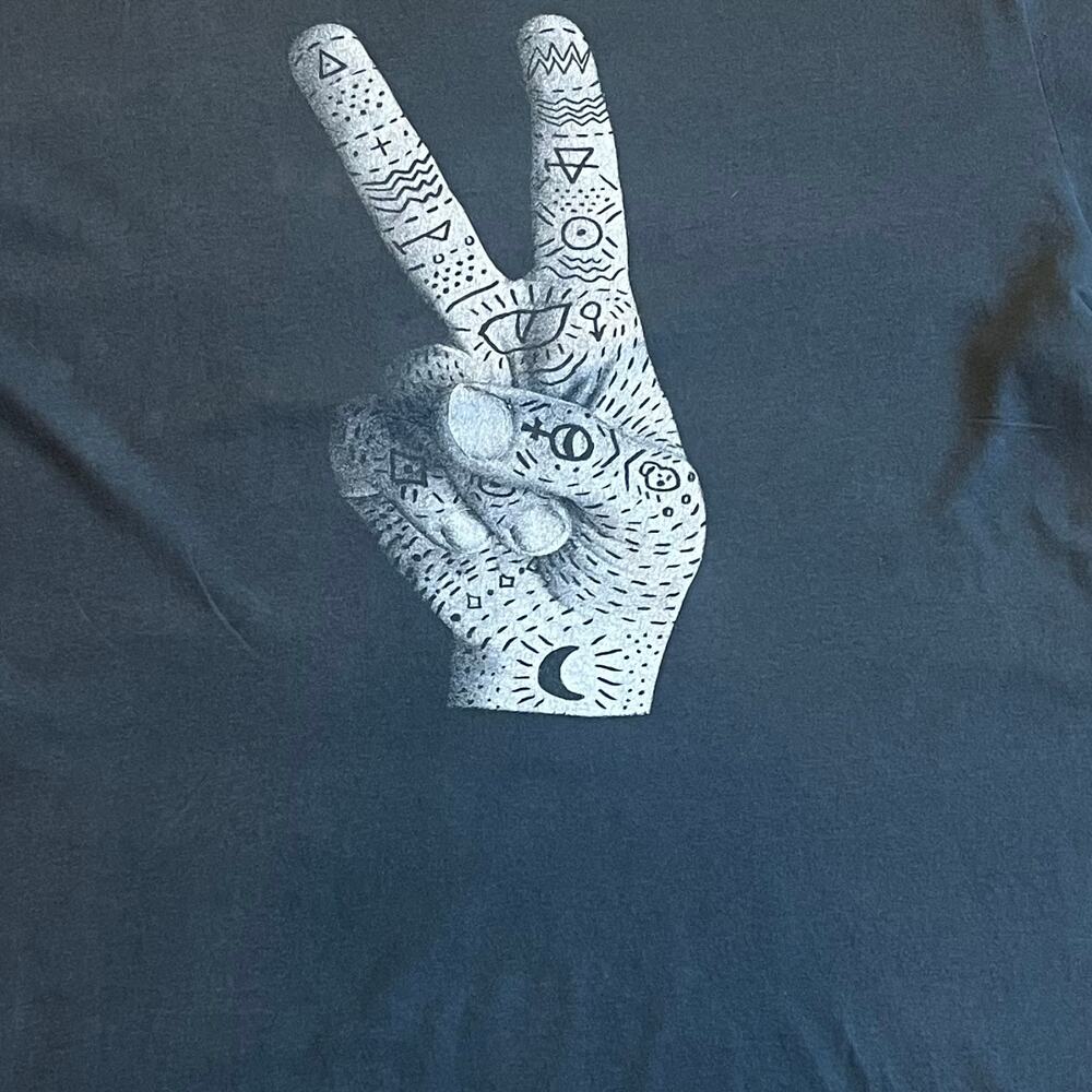 Aeropostale Aero Gray Graphic Tee Medium Single Stitch Peace Sign Hand M